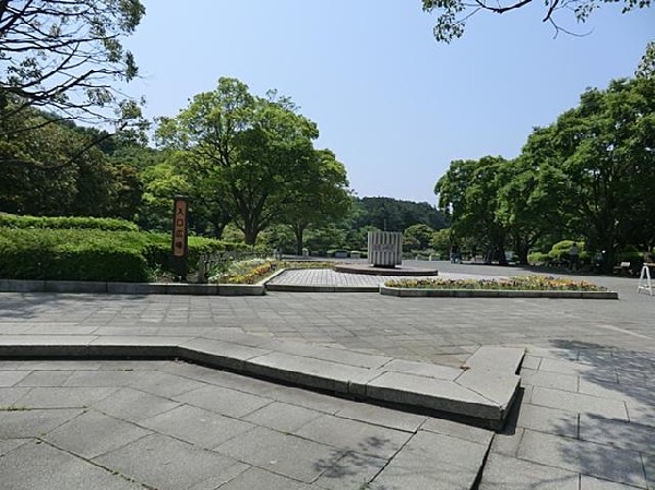 こども自然公園(大規模公園）(こども自然公園(大規模公園）まで550m)