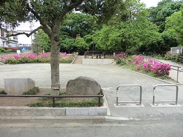 渋沢金井公園(渋沢金井公園まで400m)