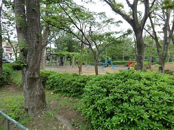 今宿東町第一公園(今宿東町第一公園まで550m)