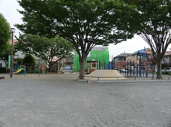 和泉町小谷山公園(和泉町小谷山公園まで190m)
