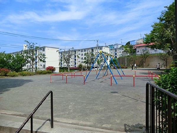 杉田大谷第三公園(杉田大谷第三公園まで450m)