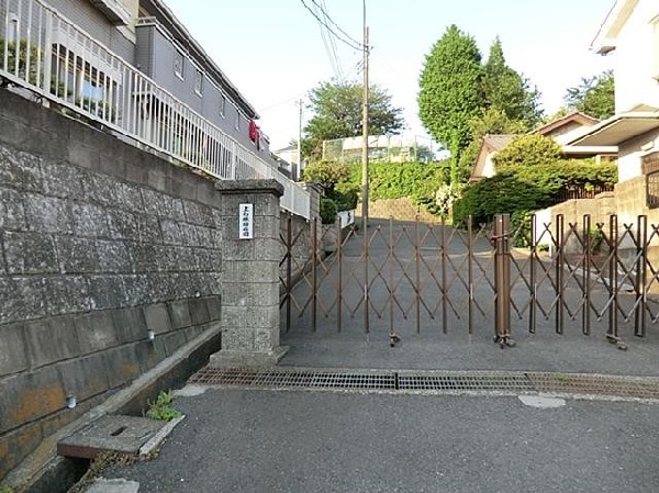 上白根幼稚園(上白根幼稚園まで200m)