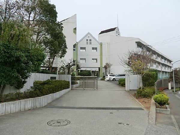 横浜市立小田中学校(横浜市立小田中学校まで400m)