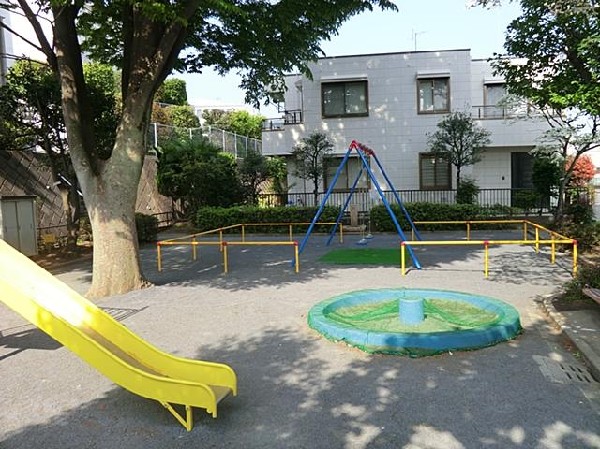富士塚一丁目第二公園(富士塚一丁目第二公園まで750m 公園近くでお子様も安心して遊べます♪)