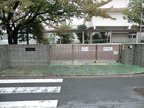 横浜市立白幡小学校(横浜市立白幡小学校まで150m)