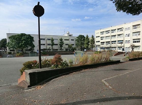 横浜市立都岡小学校(横浜市立都岡小学校まで1500m)