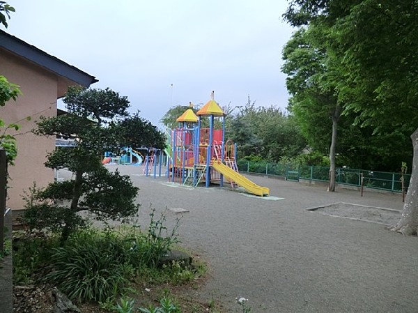 上川井幼稚園(上川井幼稚園まで1200ｍ)