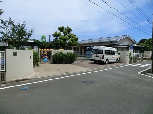 しらゆり幼稚園130(しらゆり幼稚園130まで130m)