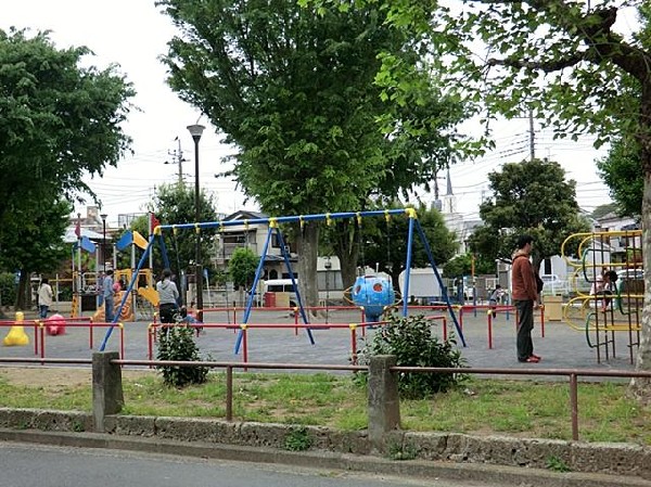 橋戸南公園(橋戸南公園まで85m)