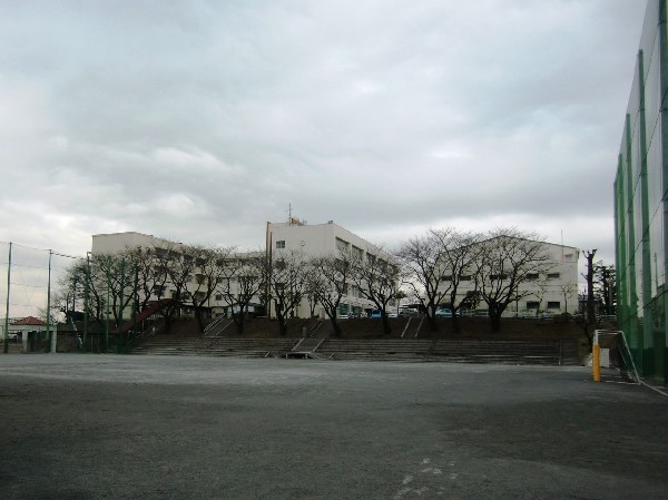 横浜市立城郷中学校(横浜市立城郷中学校まで1200ｍ)