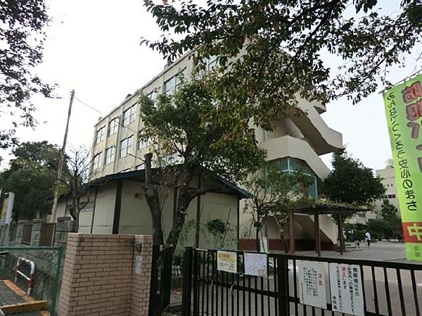 横浜市立井土ケ谷小学校(横浜市立井土ケ谷小学校まで300m)