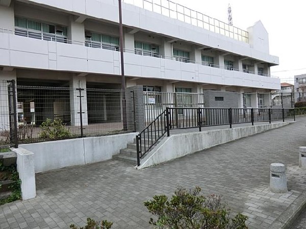 横浜市立岩井原中学校(横浜市立岩井原中学校まで500m)