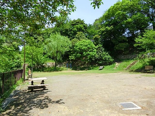 松ノ内公園(松ノ内公園まで200m)