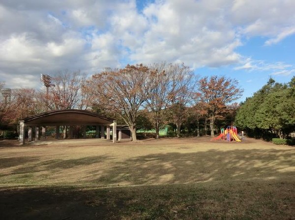 金井公園(金井公園まで350m)