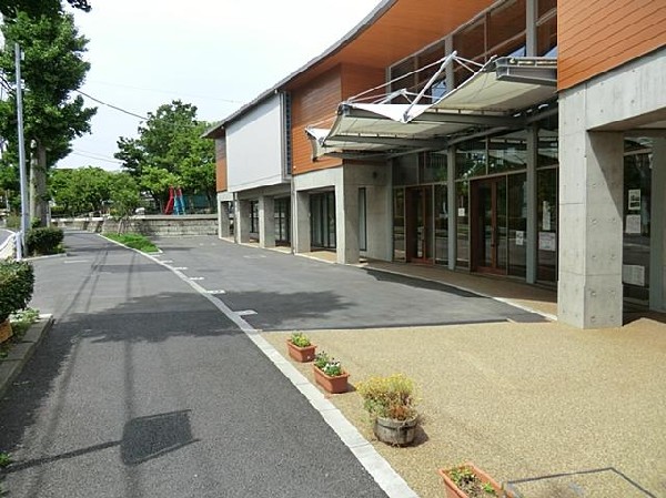 文庫幼稚園(文庫幼稚園まで1400m)