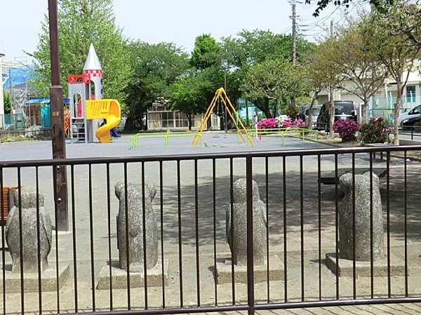 六浦公園(六浦公園まで450m)