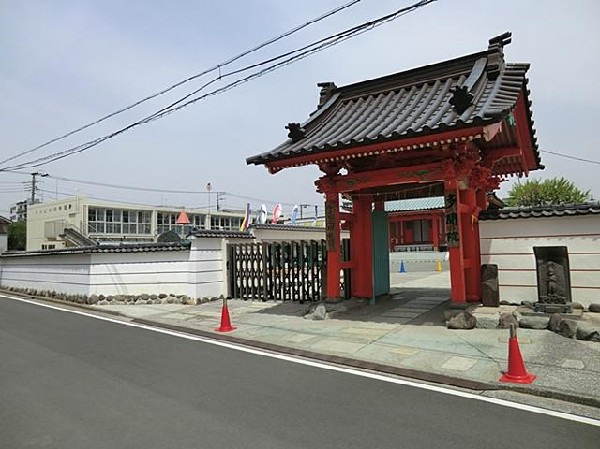 ルンビニ幼稚園(ルンビニ幼稚園まで1800m)