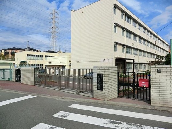 横浜市立不動丸小学校(横浜市立不動丸小学校まで450m 小学校近く♪お子様も通学も安心です♪)