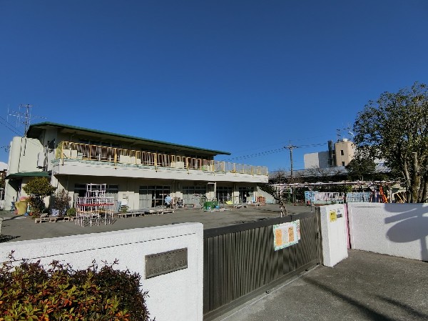 南いくた保育園(昭和54年開設の川崎市運営、認可保育所。0歳児～5歳児までの定員90名で、月曜日~土曜日の7時30分～18時30分まで。延長保育もあり。)