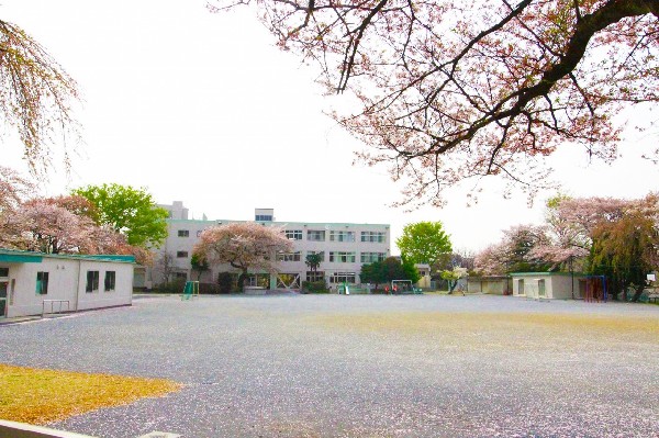 稲城第二小学校(学校教育目標・自ら学ぶ子　・心豊かな子　・たくましい子)