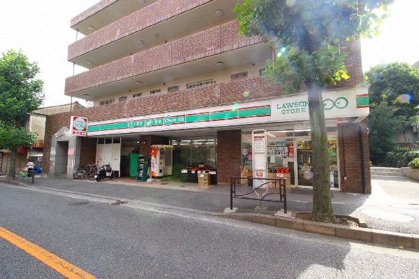 ローソン100　読売ランド前店(毎日のくらしを簡単、便利に、そして節約支援する、価値ある100円のお店。「いつでも安全安心で良い品」)