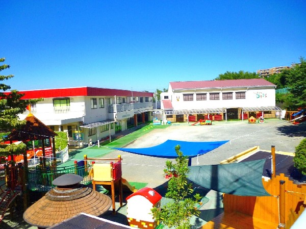 たちばな幼稚園　(保育方針は子どもの中にある命の力、自ら成長しようとする力を大切にする。)