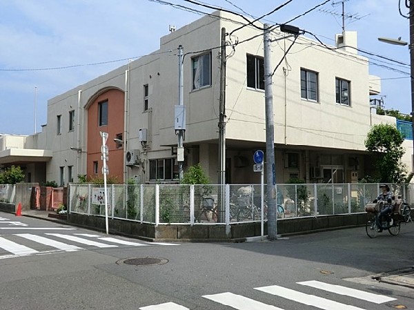 出来野ルーテル保育園　(一人ひとりの園児と向き合い 子どもたちの自主性・個性を尊重します。)