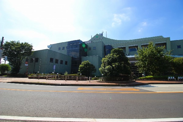 青葉区役所(引越しや出産、検診、保育園の入園、年金、税金、各種手続き等々、節目で必ず行く必要がある区役所。)