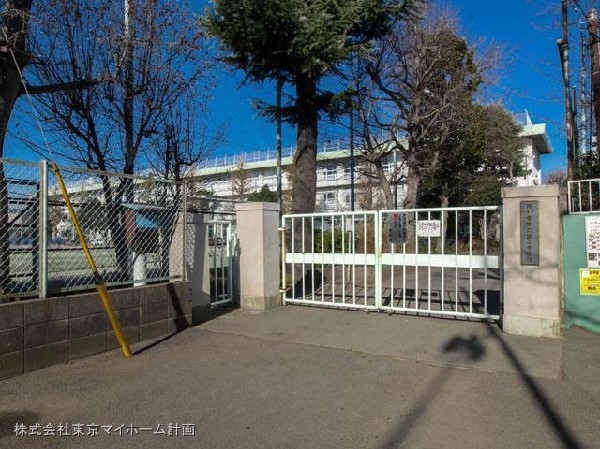 国分寺市立第三中学校